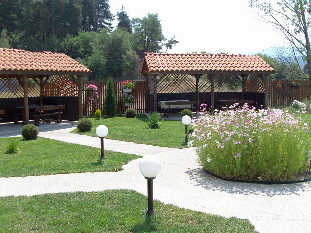 Bistrica Hotel Samokov Ngoại thất bức ảnh