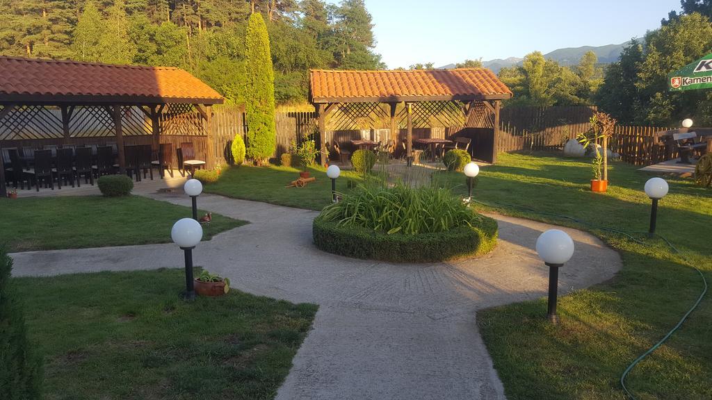 Bistrica Hotel Samokov Ngoại thất bức ảnh