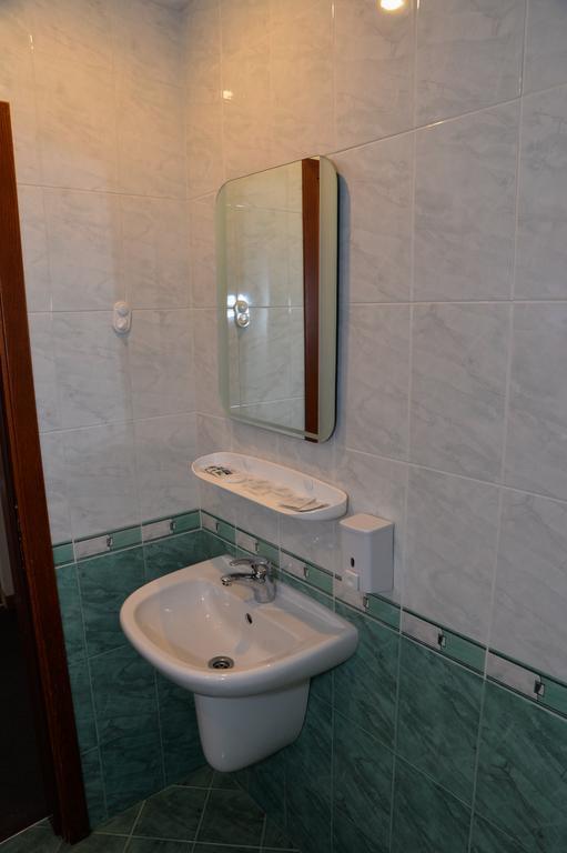 Bistrica Hotel Samokov Ngoại thất bức ảnh